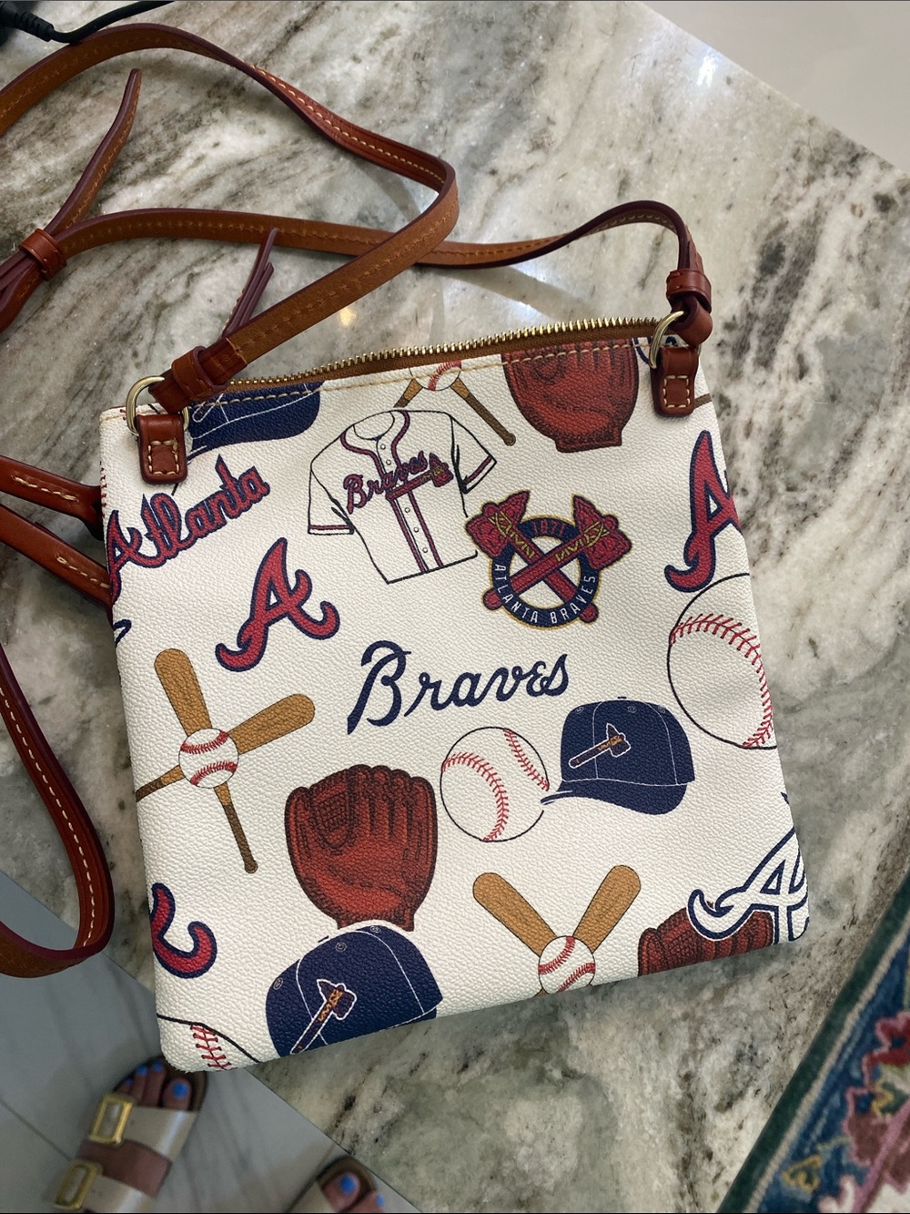 Dooney & Bourke White Atlanta Braves Print Crossbody with Brown Trim - Picture 4 of 8
